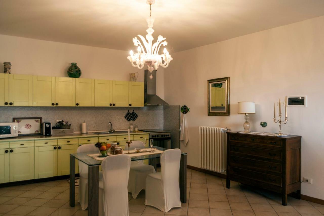 Casa Del Sole Appartamento N° 2 White And Gold Room Gavardo Zewnętrze zdjęcie