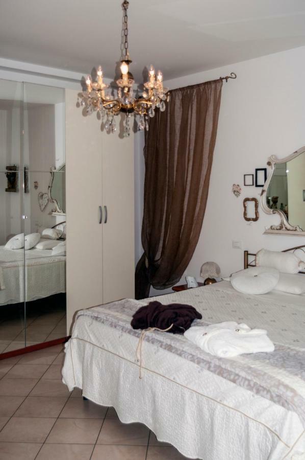 Casa Del Sole Appartamento N° 2 White And Gold Room Gavardo Zewnętrze zdjęcie