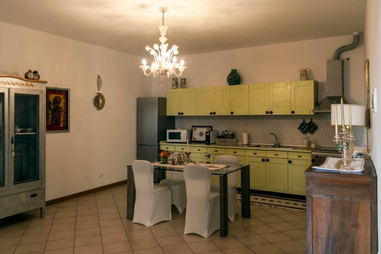 Casa Del Sole Appartamento N° 2 White And Gold Room Gavardo Zewnętrze zdjęcie